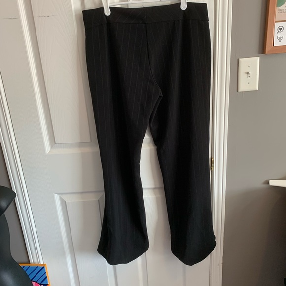 Greenwich Village Black Pinstripe Pants Size 13 - Picture 2 of 10